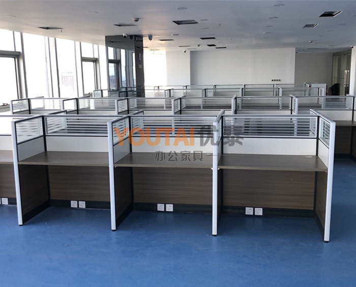 青島聯(lián)信商務(wù)咨詢(xún)有限公司?？诜止?>
                                    </div>
                                    <div   id=